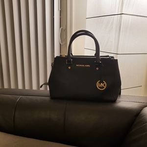 Michael Kors Sutton Satchel